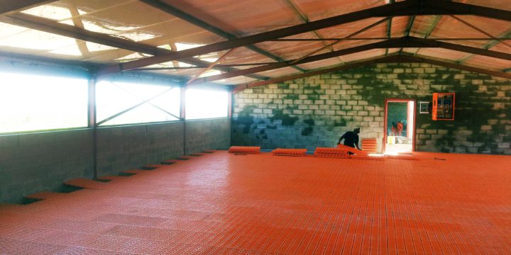 Piggery construction – Floor assembly
