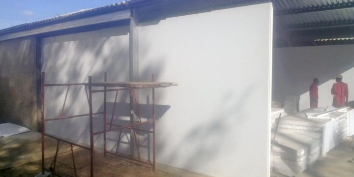 uitkyk – coldroom wall